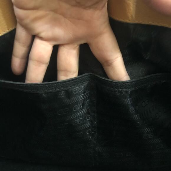 Tan PU Leather Satchel Weekender Duffle Bag - Picture 8 of 14